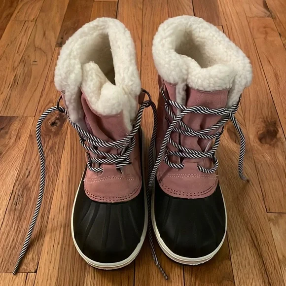 Cat Jack Target Girls Pink Snow Boots size